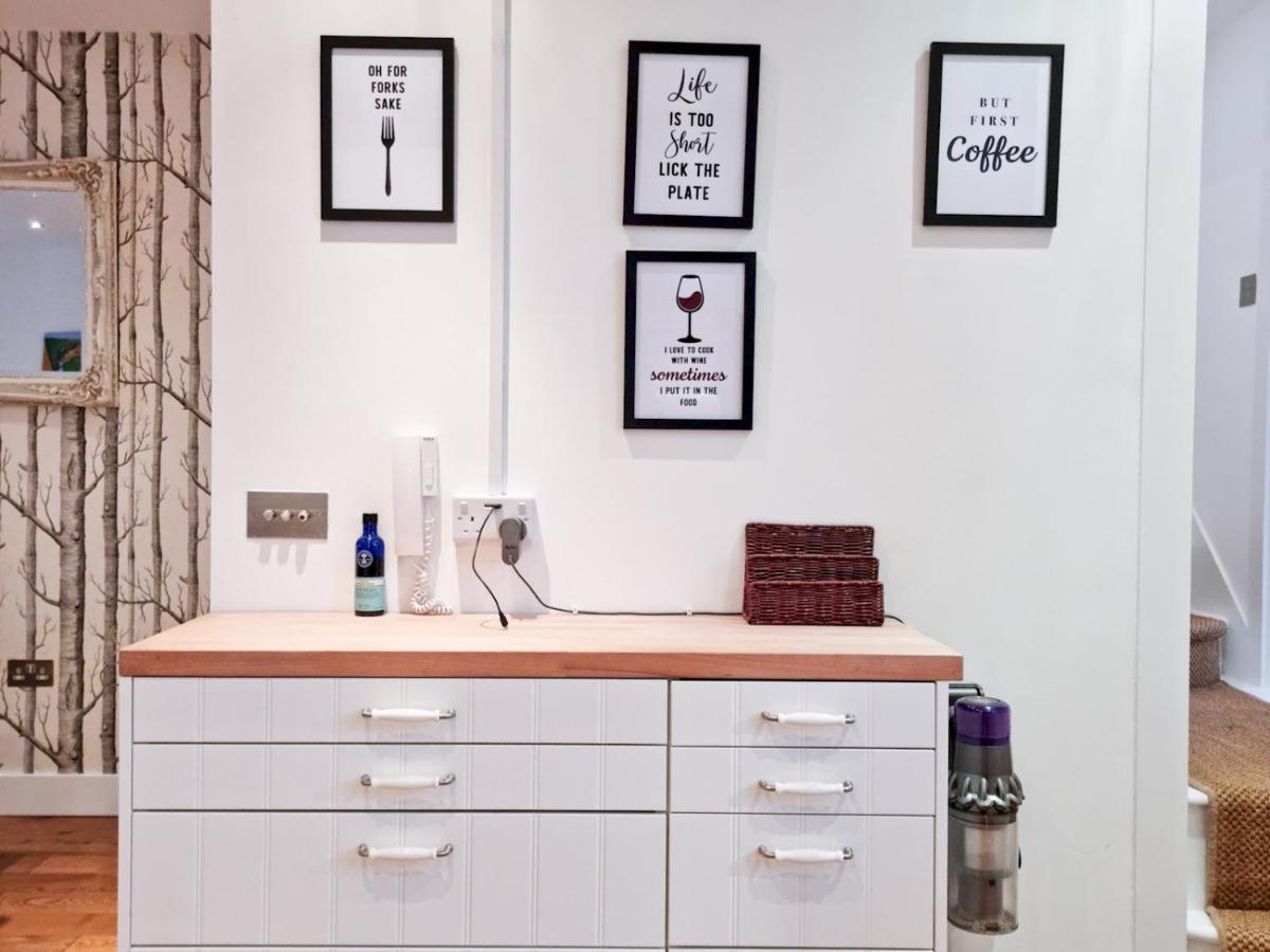 Pass The Keys Family Friendly 2 Bedroom Gem In Shepherd'S Bush London Exteriör bild
